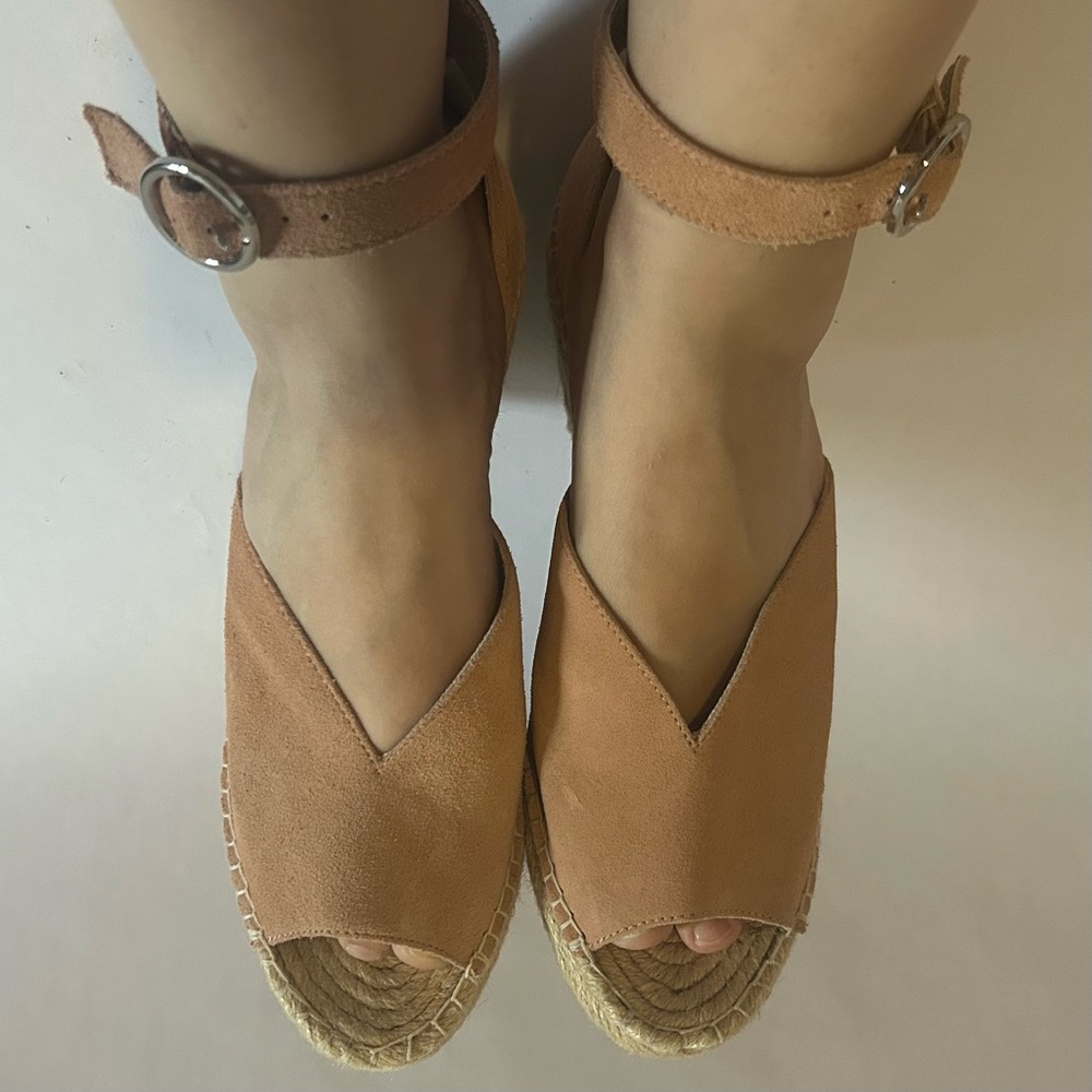 Seychelles Floral Espadrille Wedge Sandals Tan Suede Leather Peep Toe Heels Sz 9 - Picture 10 of 12